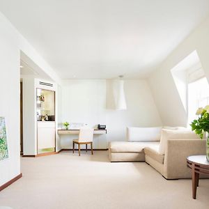 Junior City Suite